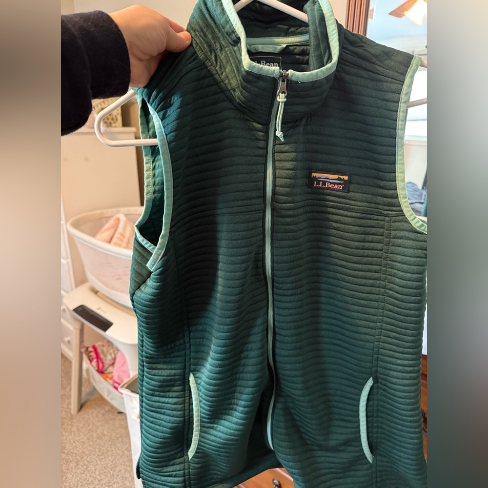 L.L Bean Women’s vest . Size medium